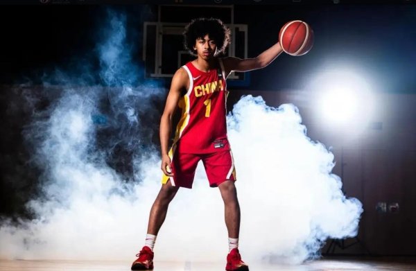 优益配 还有机会！中国男篮U19第三节打出35-25攻击波，分差追至5分