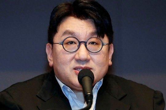 联富配资 房时爀卷诈欺百亿「最重恐遭判无期徒刑」　HYBE最新声明致歉